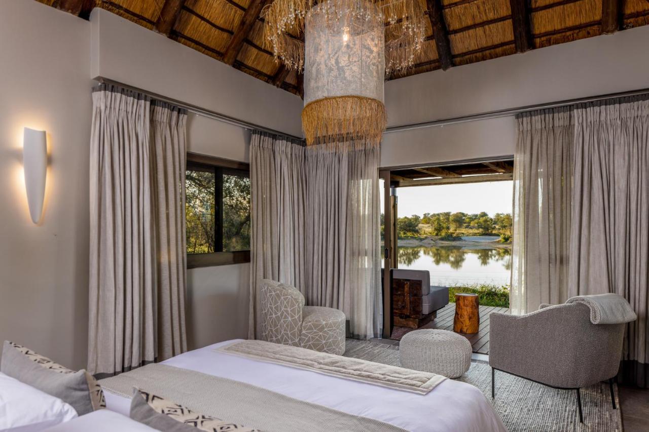 Simbavati Waterside Villa Klaserie Private Nature Reserve Bagian luar foto