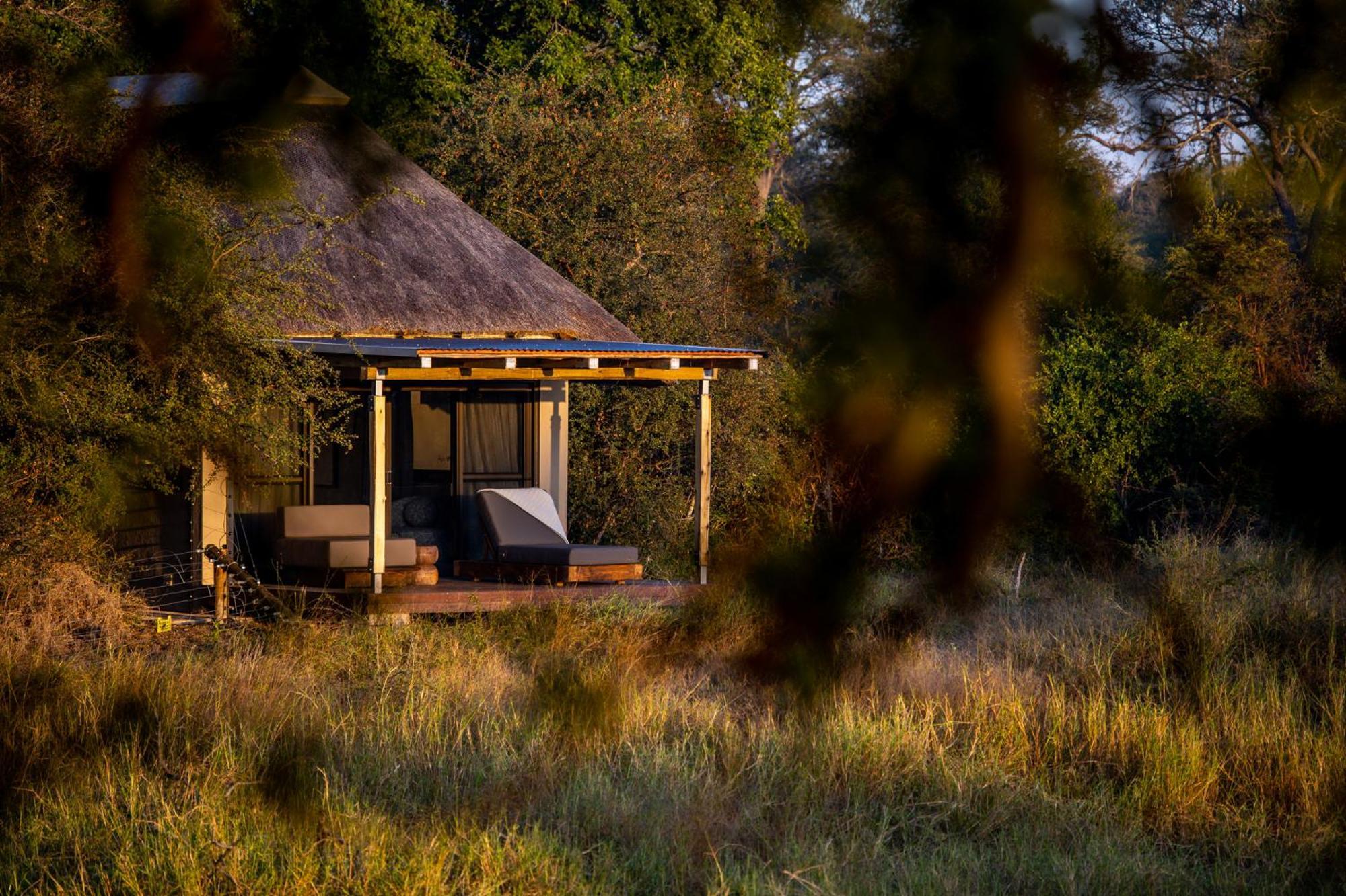 Simbavati Waterside Villa Klaserie Private Nature Reserve Ruang foto